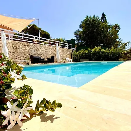 Lucia With Salt Pool Σπίτι διακοπών