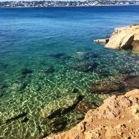 Σπίτι διακοπών Lucia With Salt Pool